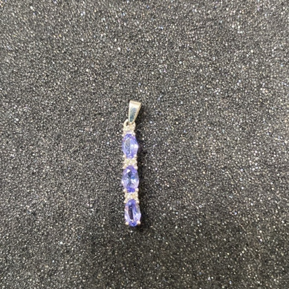 Elegant Silver and Purple Pendant